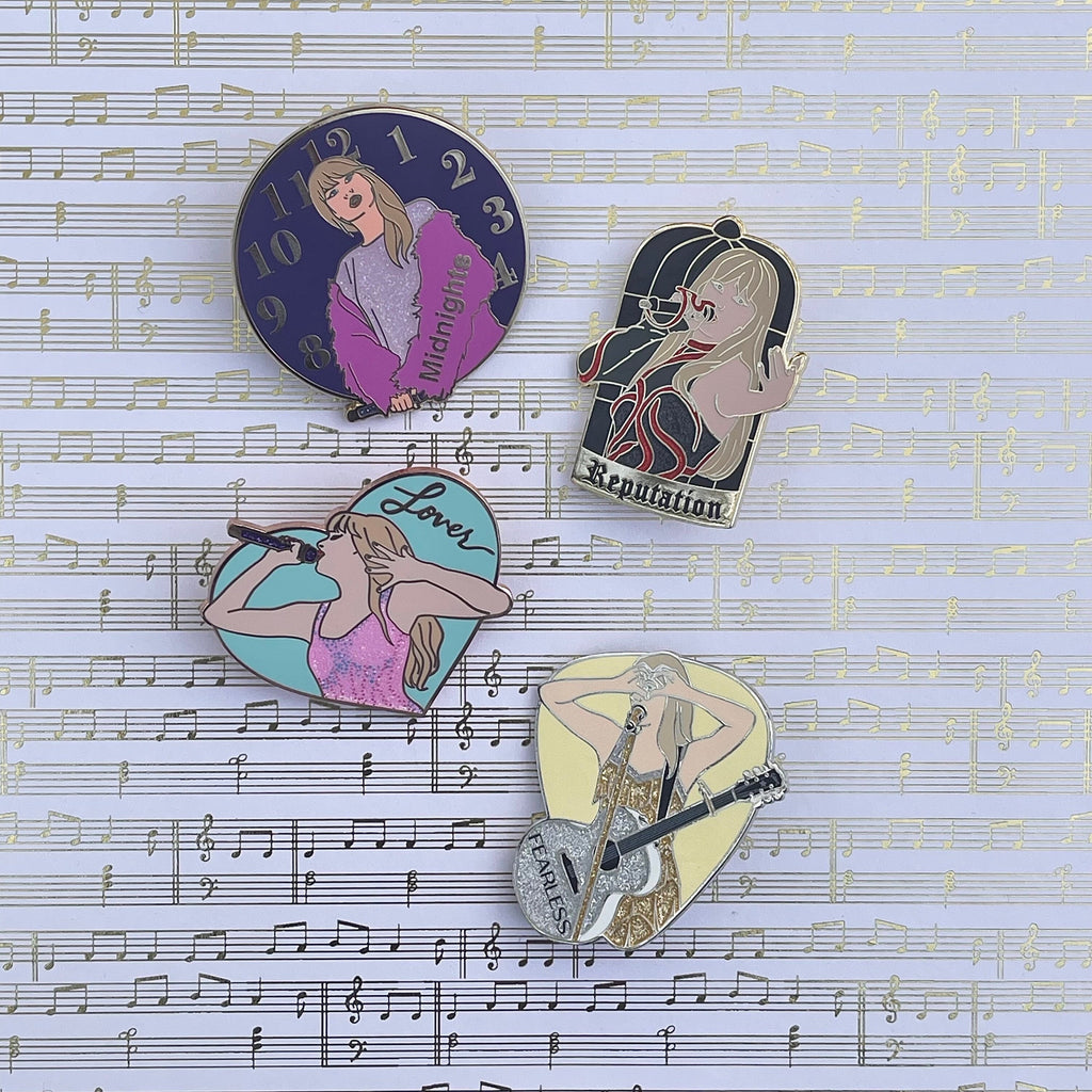 Fearless 2in Glitter Pin