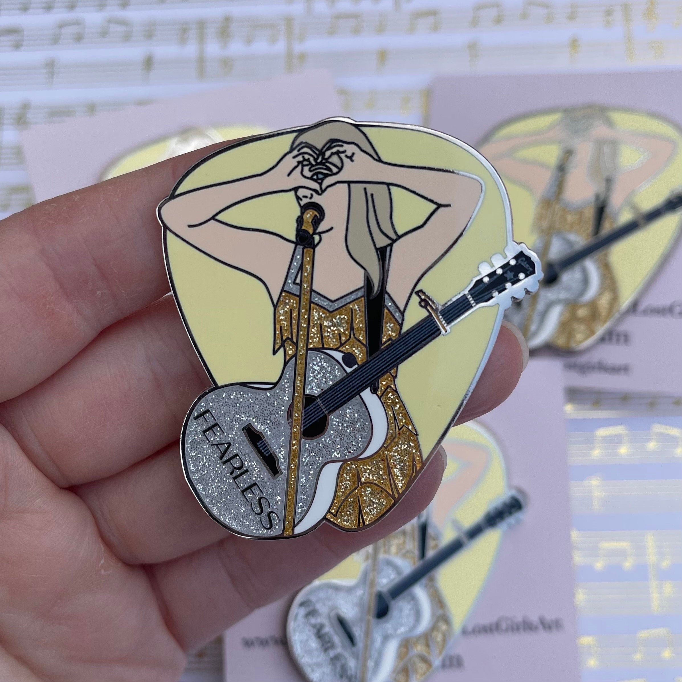 Fearless 2in Glitter Pin