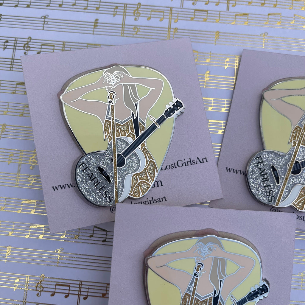 Fearless 2in Glitter Pin