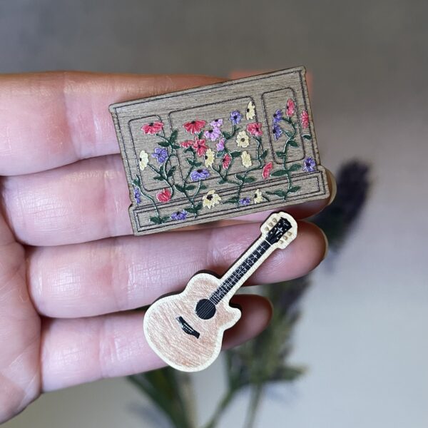 Wooden Surprise Song Guitar Pin - Image 5